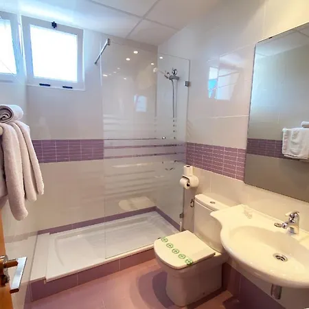 Guest house Ferrer 4*